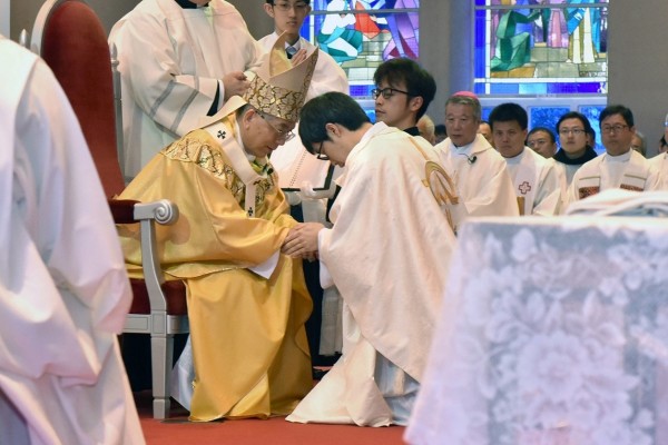 2016-03-13叙階式DSC_2994（教区HP掲載）